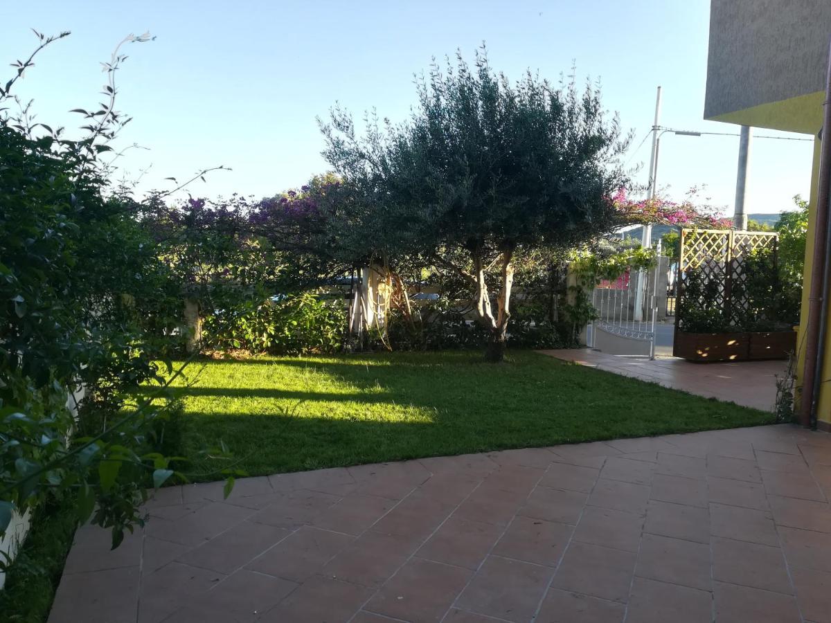 Tirso B&B Tortolì Buitenkant foto